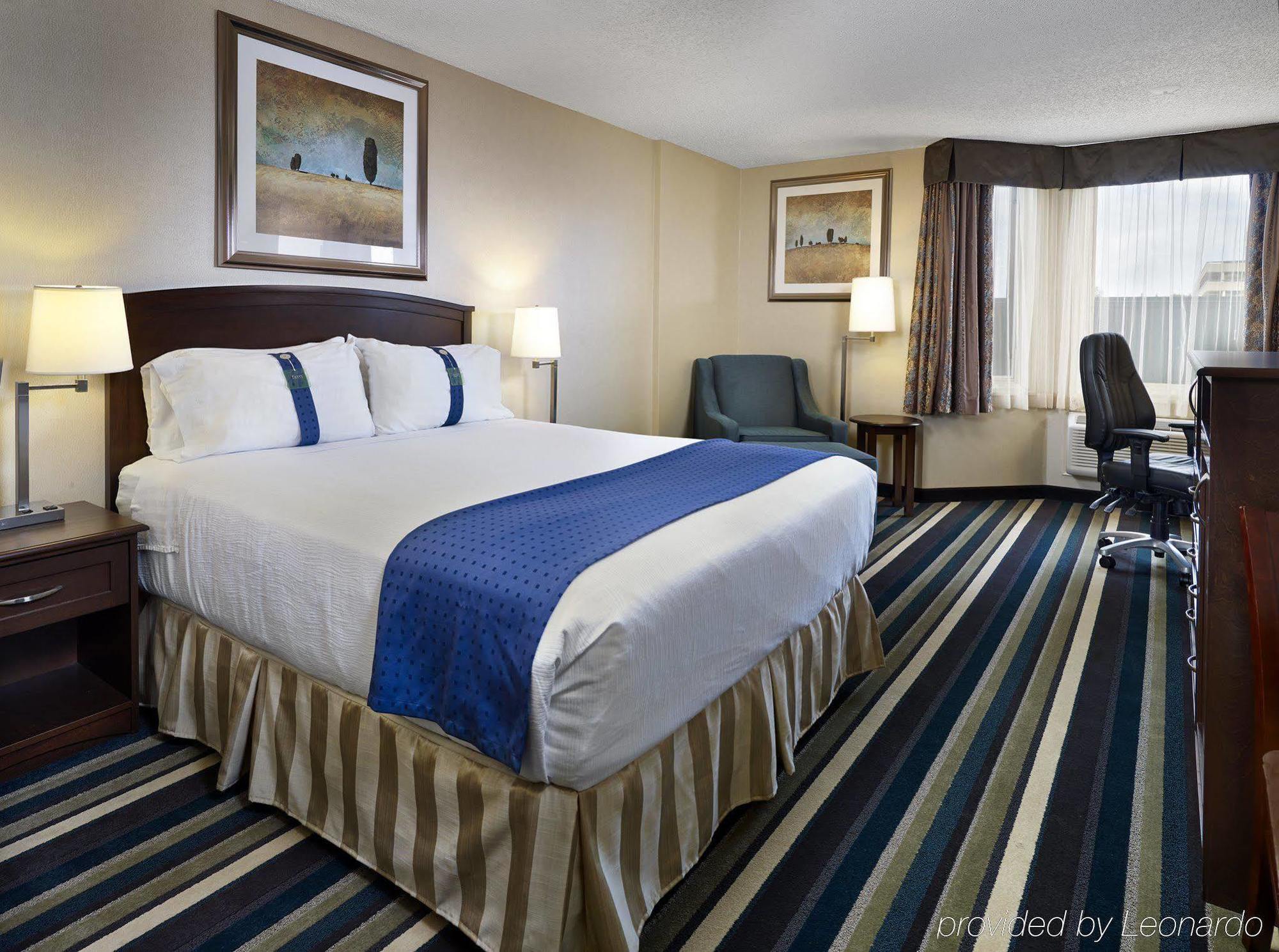 Holiday Inn Conference Centre Edmonton South By Ihg Екстер'єр фото