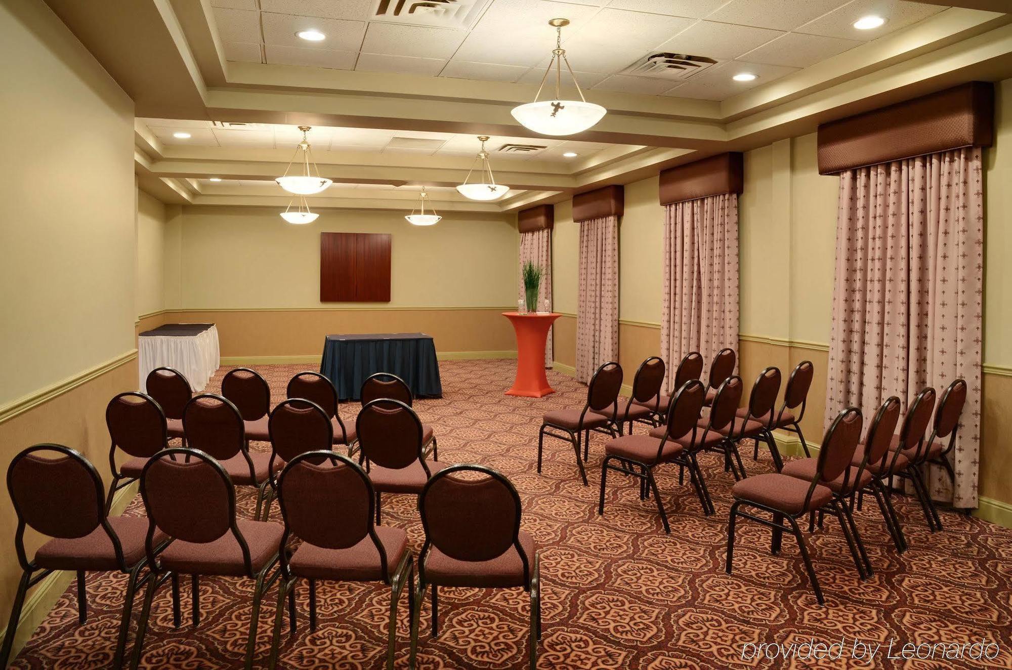 Holiday Inn Conference Centre Edmonton South By Ihg Екстер'єр фото